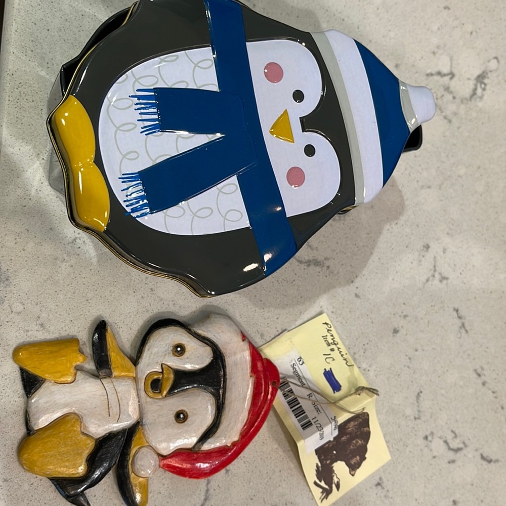 Penguin Ornament with tin